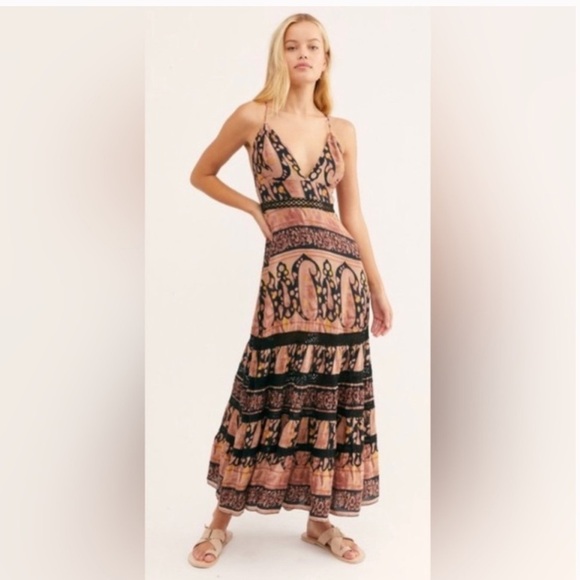 FREE PEOPLE Elektra Maxi Dress Tie Back Halter Tiered Sahara Combo, size XL - Picture 1 of 6